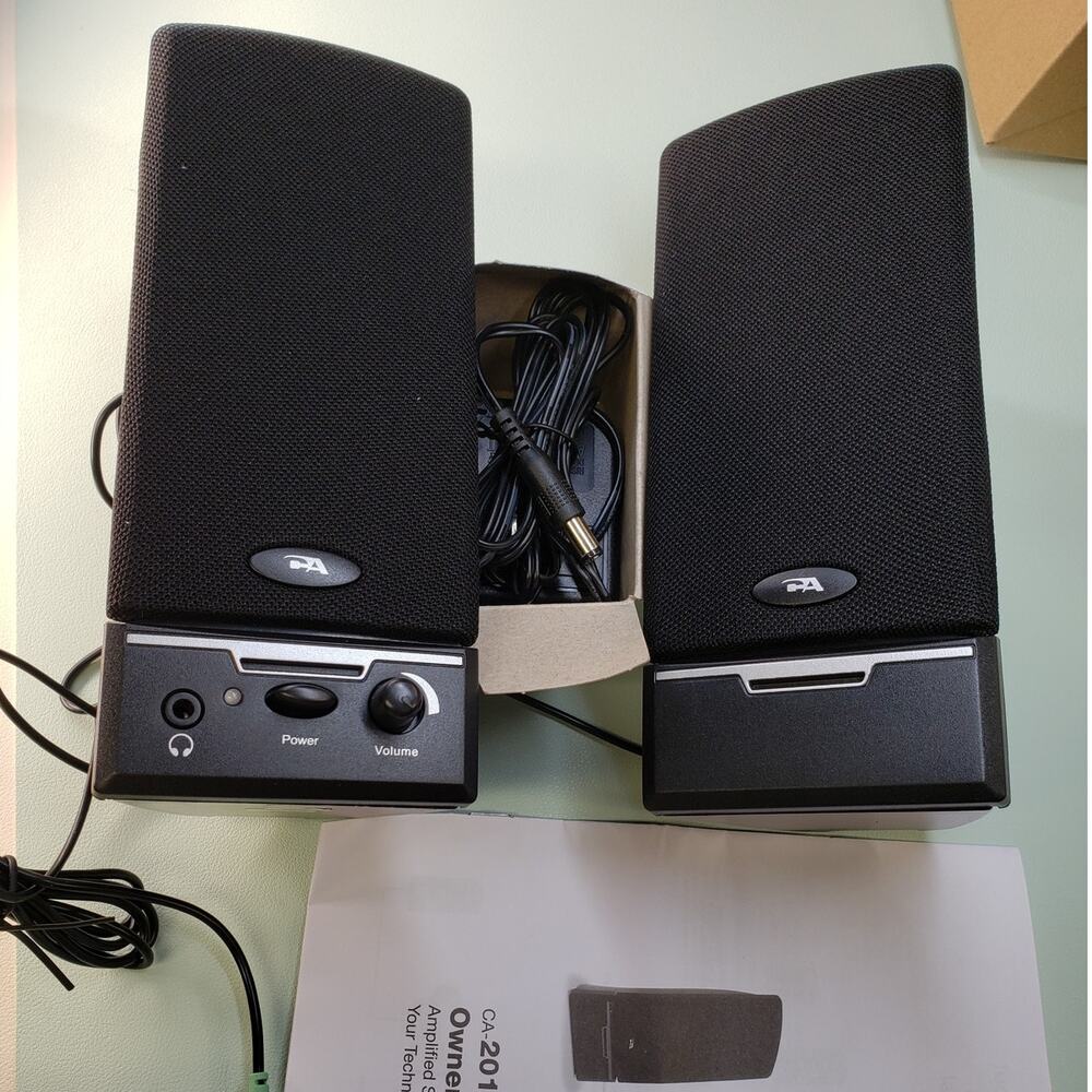 Cyber Acoustics CA-2014 multimedia desktop computer speakers for PC. Audio Jack